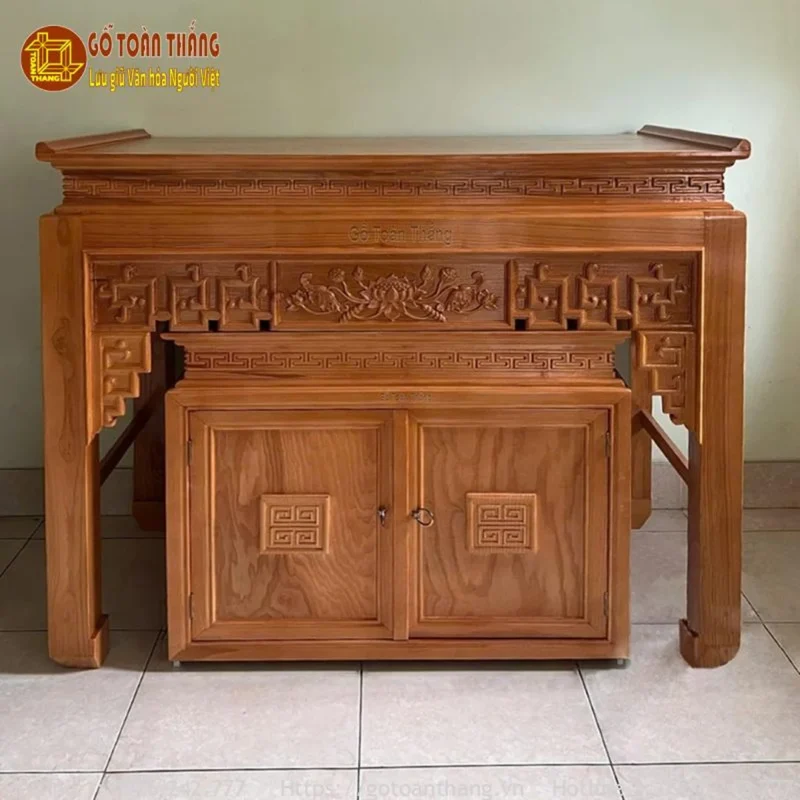Mẫu bàn thờ kèm bàn cúng cơm phụ tiện dụng