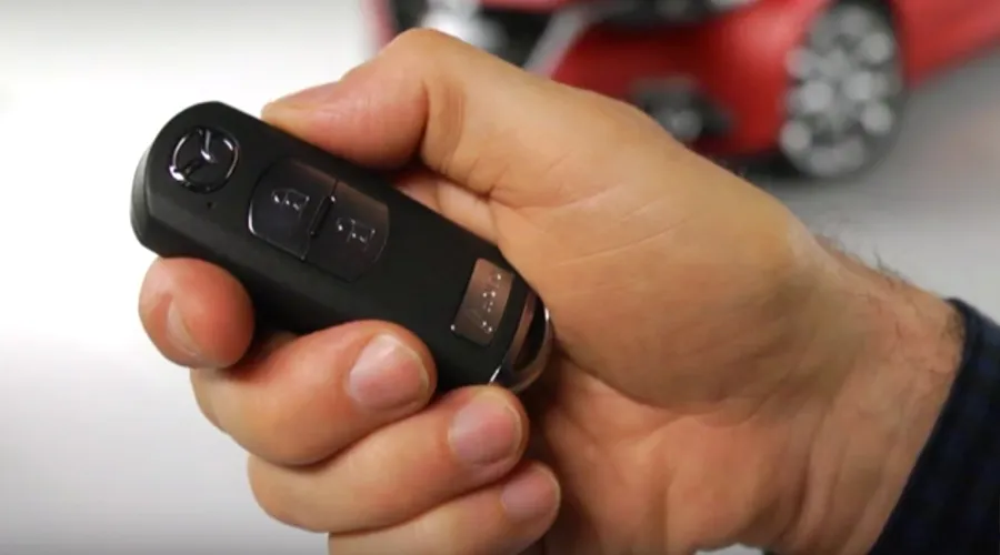 Chìa khóa thông minh Mazda 2 2019