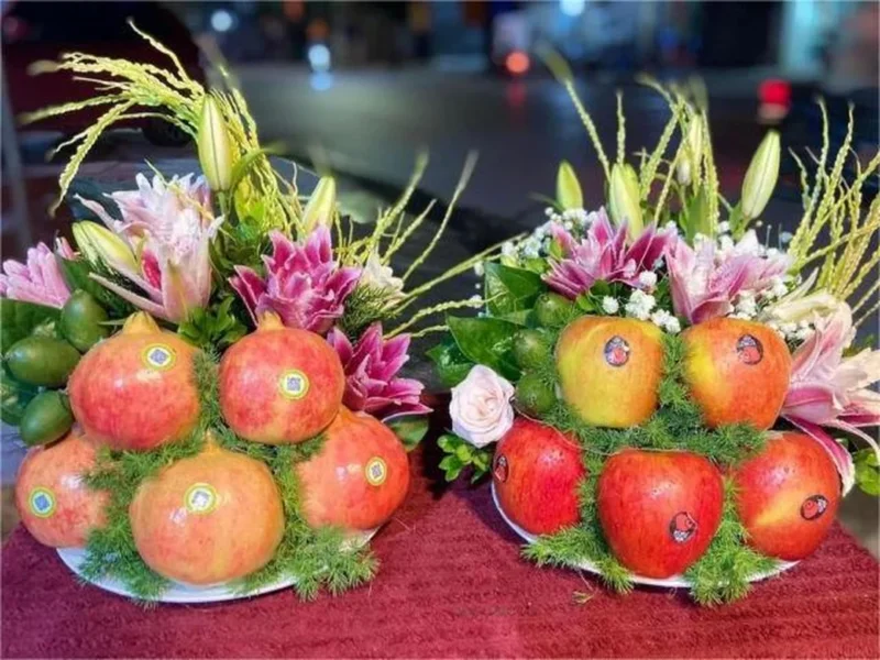 Minh họa cách bày hoa quả đẹp trên bàn thờ