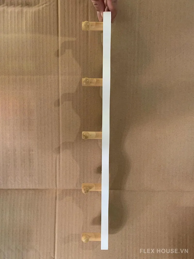 Móc treo áo gắn tường bằng gỗ kiểu Bắc Âu HT7418 9