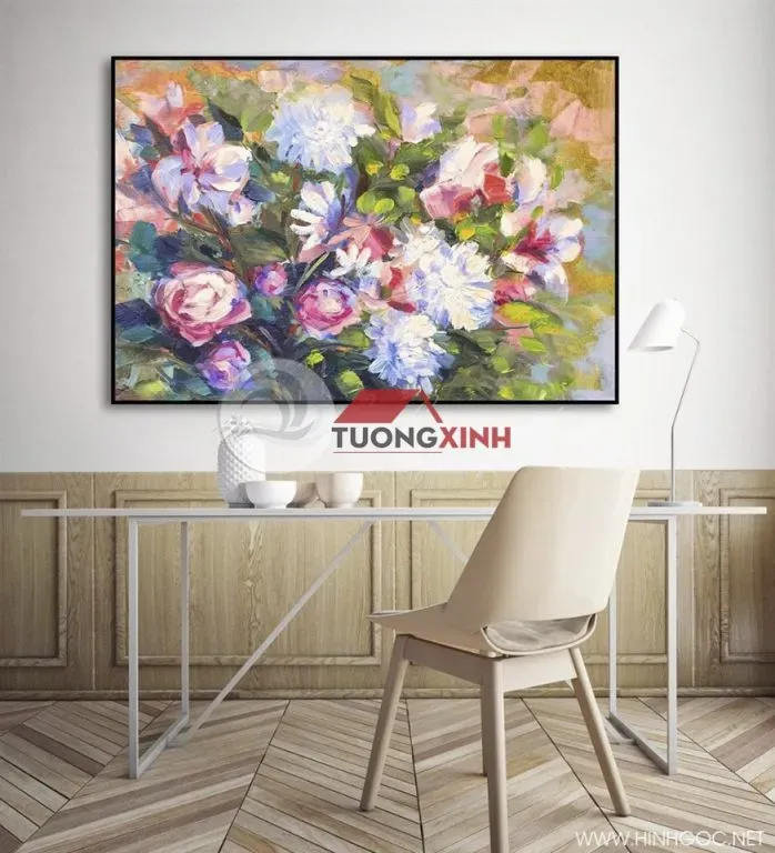 Một góc trưng bày các mẫu tranh đã hoàn thiện, sẵn sàng để treo