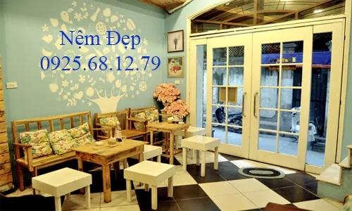 Nệm lót ghế cafe phong cách hiện đại