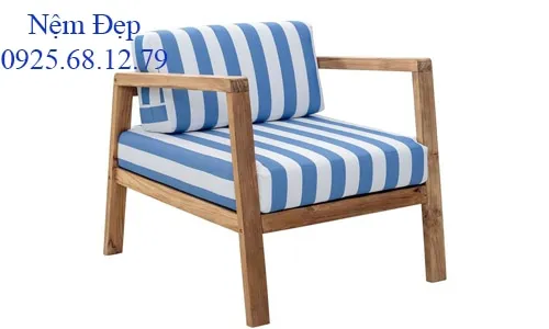 Nệm ngồi ghế gỗ ngoài trời sân vườn
