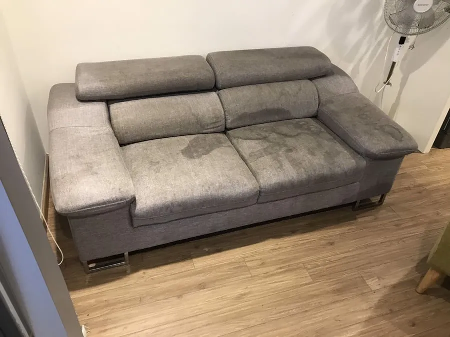 Nguyên nhân ghế sofa nỉ bị bẩn