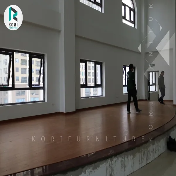 Ốp bục sân khấu