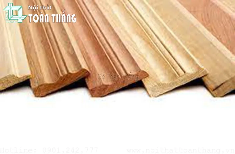 Phào chỉ trang trí gỗ tự nhiên