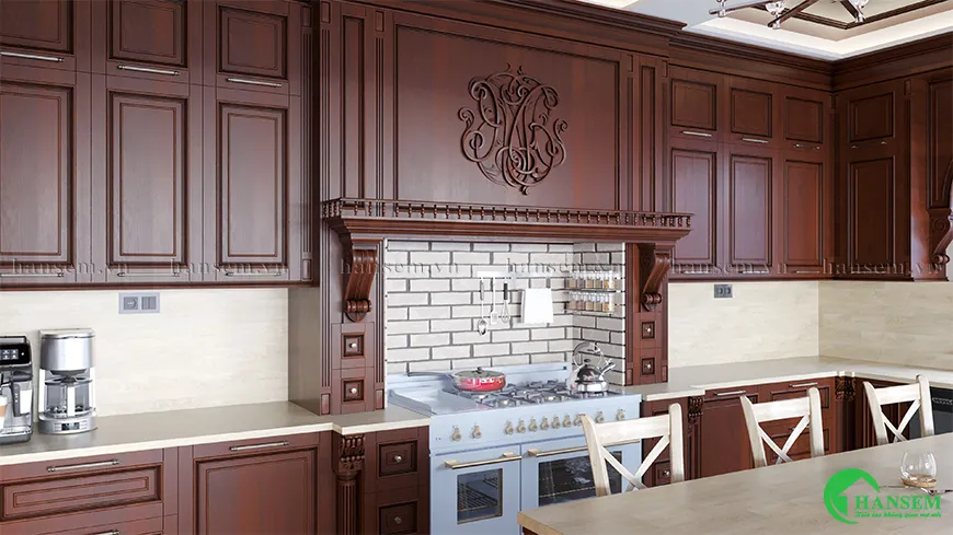 Hoa văn tô điểm tủ bếp thêm vững chãi và sang trọng