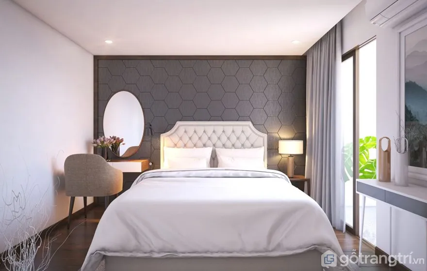 Cấm đặt giường ngủ đối diện gương soi - Ảnh: Internet