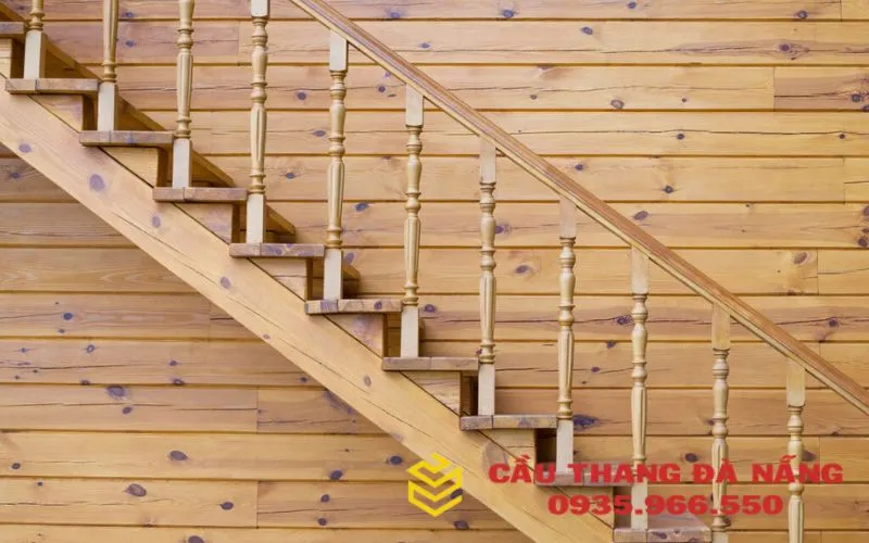 Mẫu tay vịn đơn giản nhưng kém phần thu hút