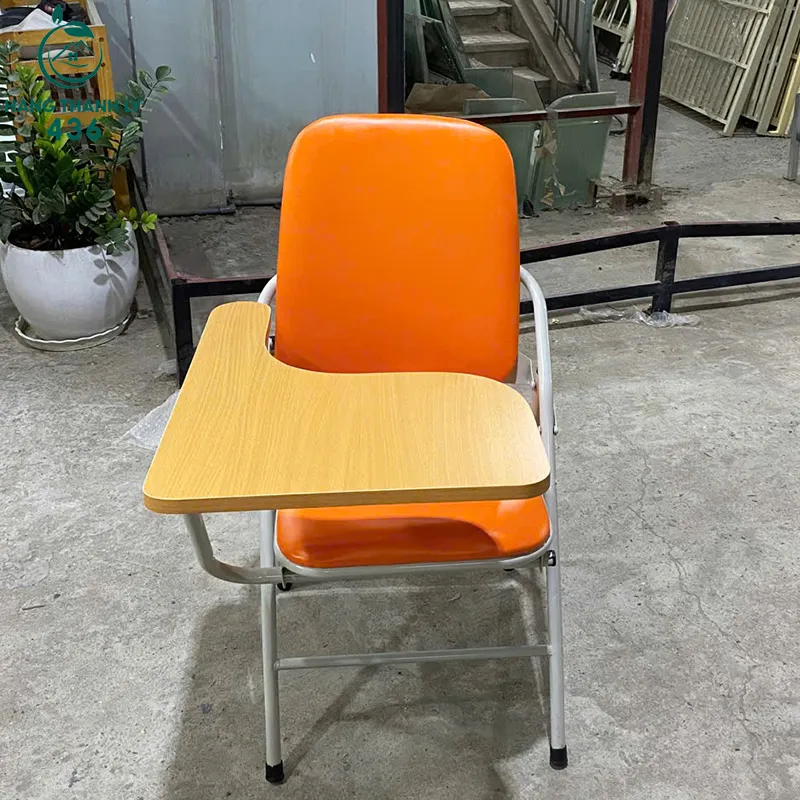 Ghế liền bàn học sinh cũ, mặt gỗ màu vàng mới 99%