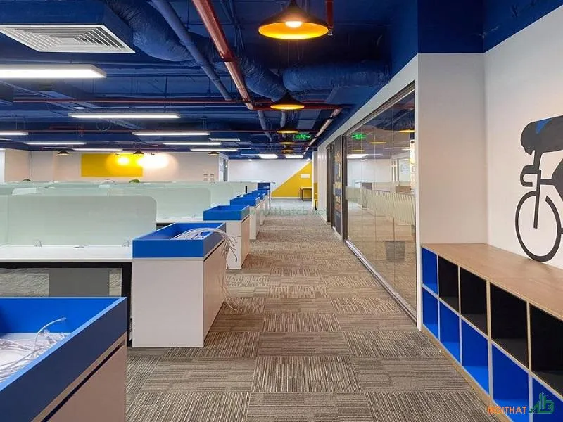 Setup bàn cụm vách ngăn văn phòng