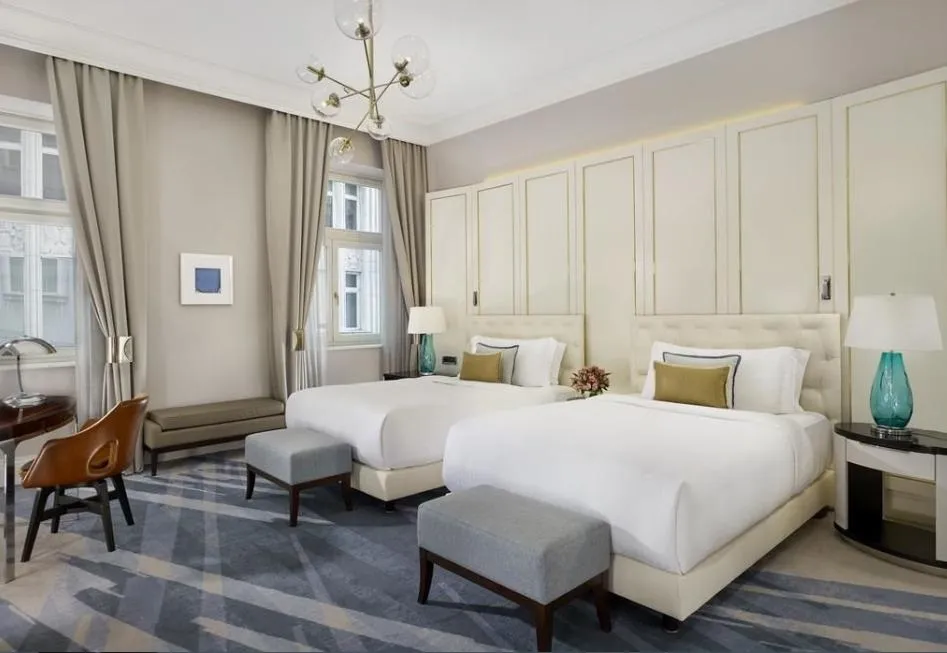 Phòng nghỉ phong cách tân cổ điển sang trọng