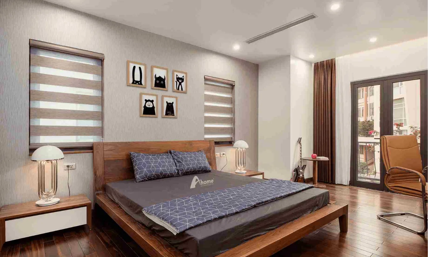 Phòng ngủ master với tủ quần áo âm tường