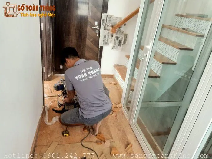Quy trình thi công mặt bậc cầu thang gỗ chuyên nghiệp