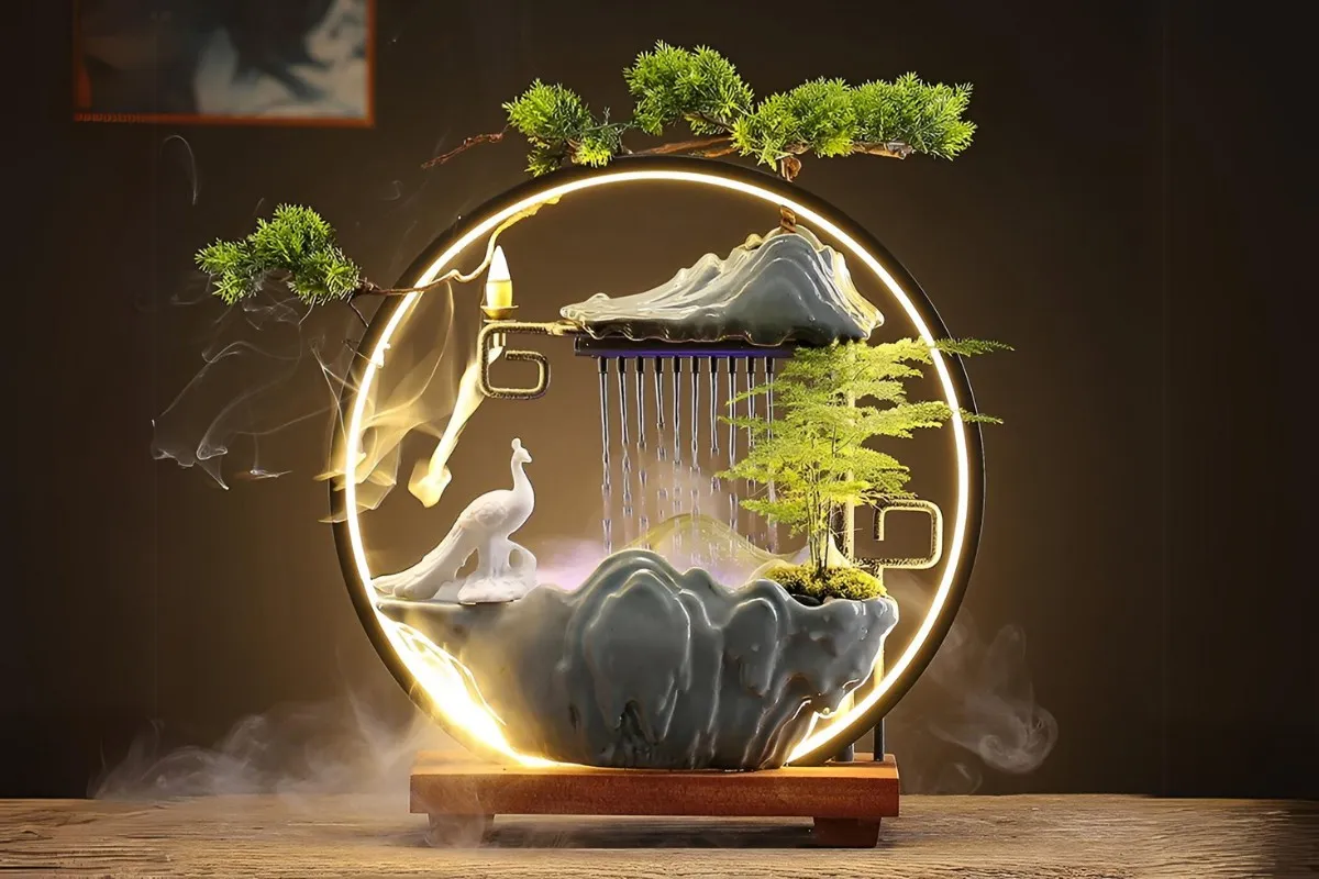 Tiểu cảnh thác nước phong thủy khổng tước mang lại thịnh vượng