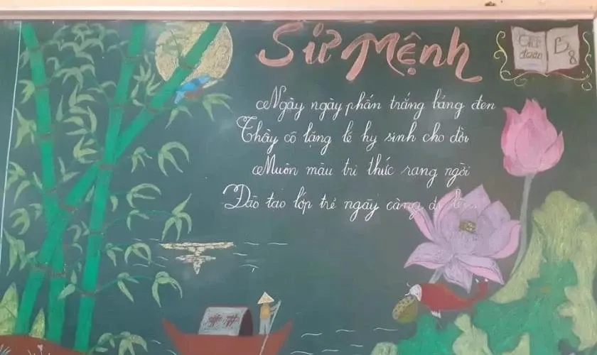 Hoa tươi tạo điểm nhấn ấn tượng