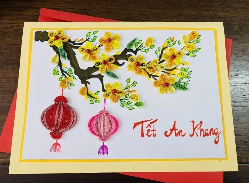 Thiệp Tết phong cách vintage với tem bưu điện cũ