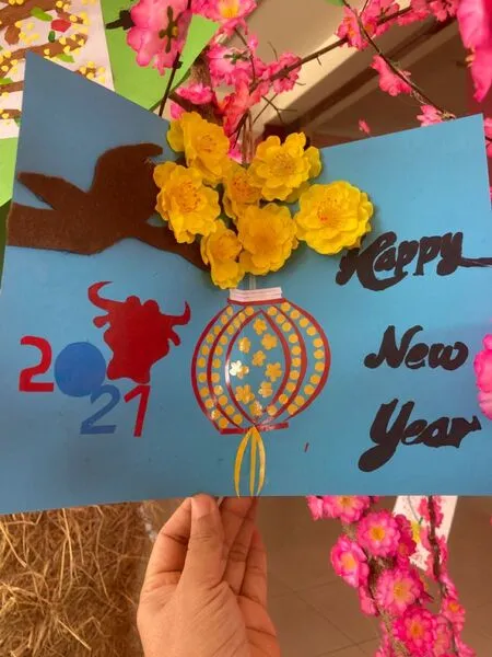 Thiệp Tết kết hợp giấy dó và hoa khô