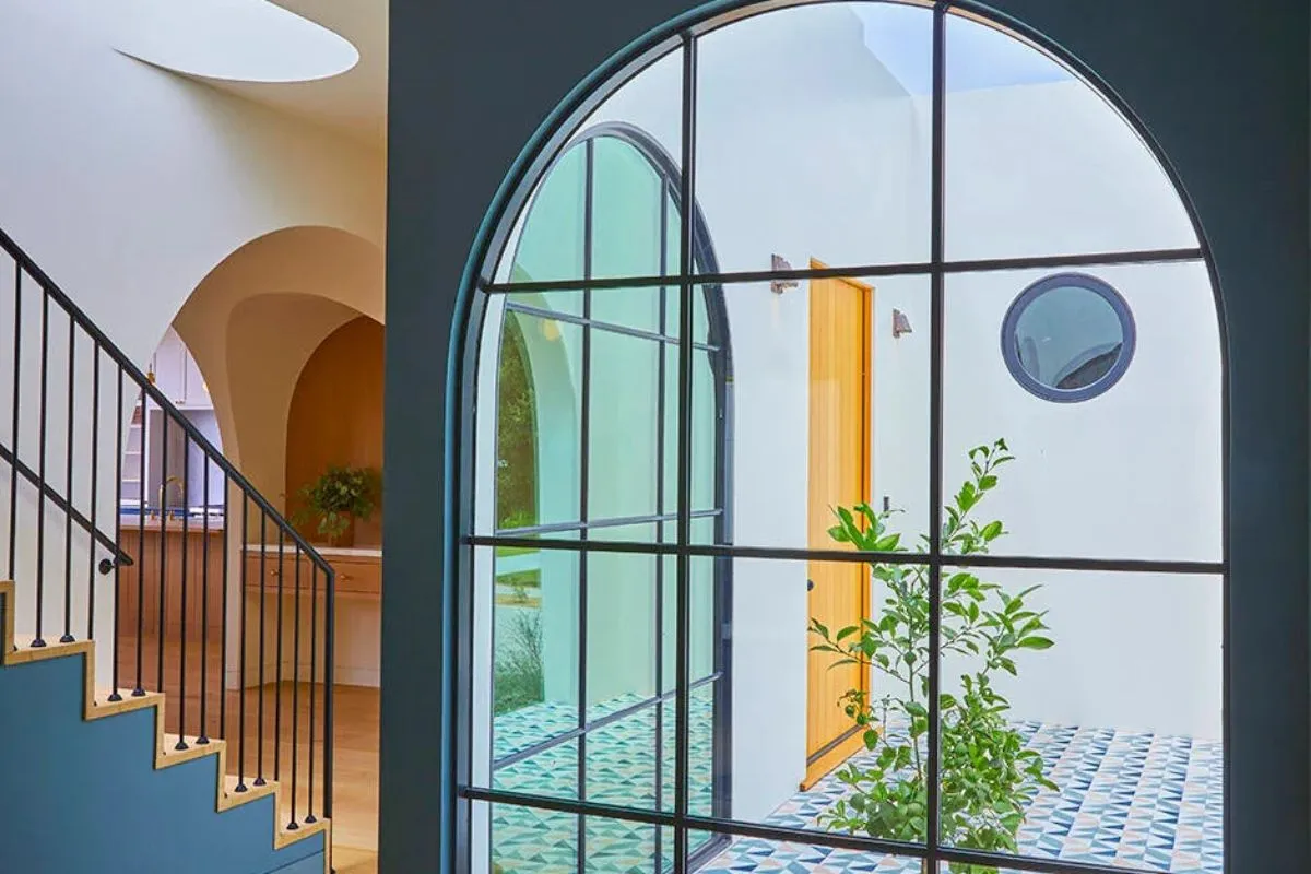 Vòm cửa tối giản