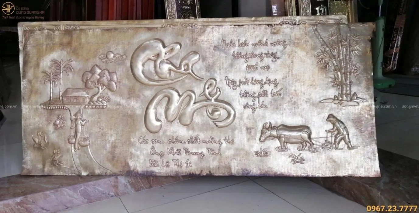 Tranh chữ cha mẹ bằng đồng thếp vàng khung gỗ hương 1m7 x 90cm