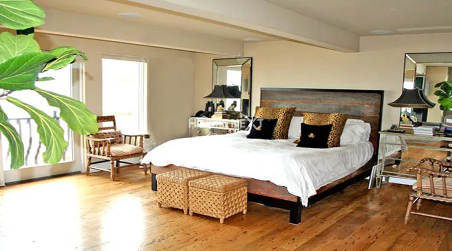 Tránh đặt giường dưới xà ngang