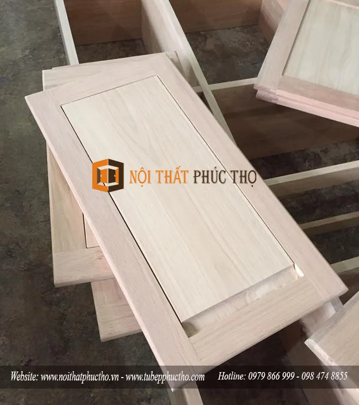 Tủ bếp gỗ sồi Mỹ phong cách hiện đại