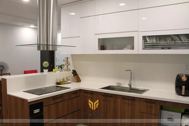 Chi tiết tủ bếp Acrylic óc chó An Cường tại dự án Gamuda