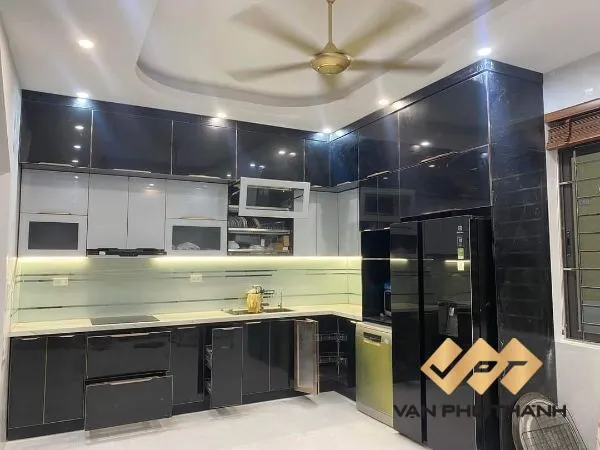 Tủ bếp module giá rẻ lắp đặt hoàn thiện