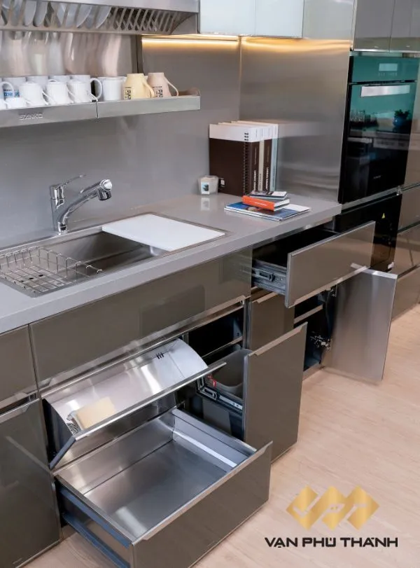 Tủ bếp module đóng sẵn lắp đặt hoàn thiện