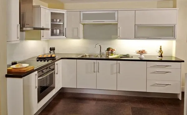 Tủ bếp nhôm kính trắng cao cấp