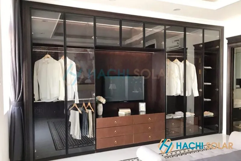 Quý khách có nhu cầu thi công báo giá tủ âm tường nhôm kính hãy liên hệ Hachi Solar để nhận tư vấn