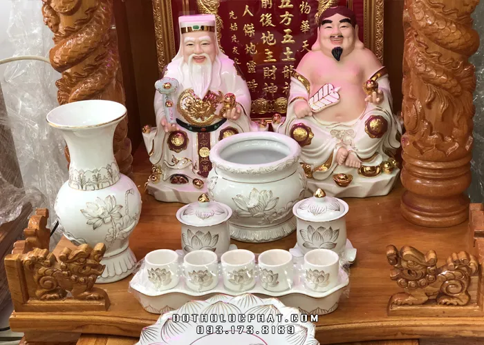 Tượng Ông Địa Thần Tài bằng sứ trắng viền vàng đẹp