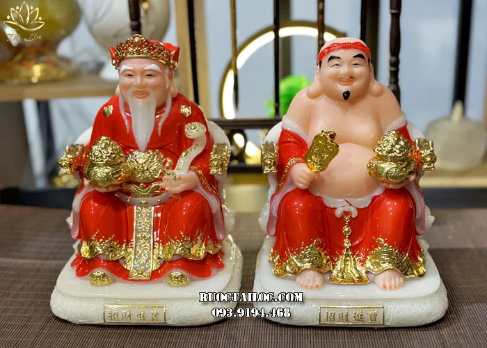 Tượng Ông Địa Thần Tài áo đỏ hũ vàng diện đẹp hoan hỷ mang lại may mắn