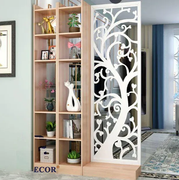 Kệ gỗ vách ngăn phòng khách thiết kế 3 trong 1 với họa tiết cây tình yêu cắt CNC, kết hợp 5 tầng kệ lưu trữ