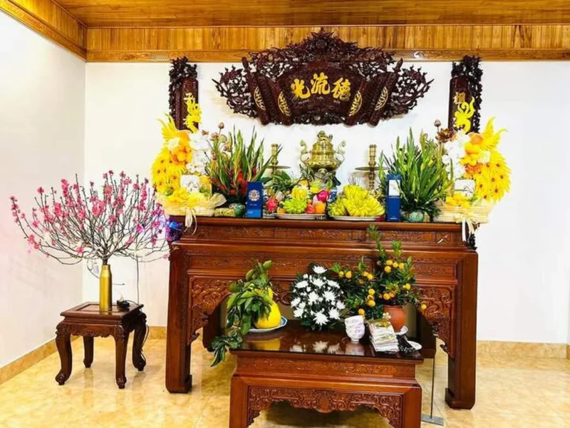 văn khấn đổi bàn thờ cũ sang bàn thờ mới và lỗi thường gặp khi thay bàn thờ