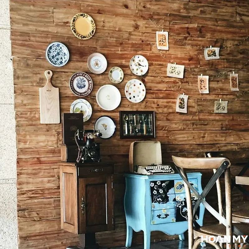 Những món đồ cổ được ứng dụng nhiều trong thiết kế trang trí quán cafe mang phong cách cổ