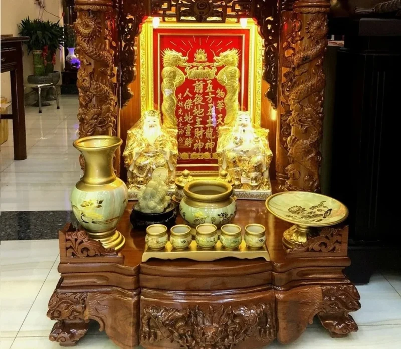 Vị trí đặt bàn thờ thần tài thổ địa hướng ra cửa chính