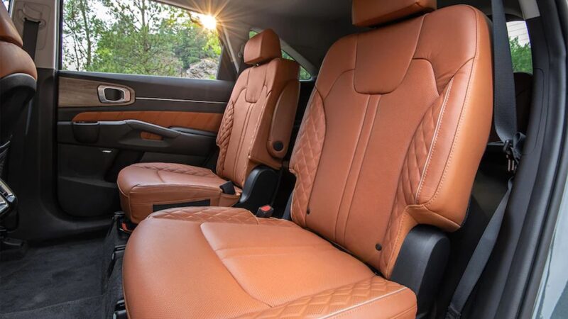 Top 5 Mẫu Xe 7 Chỗ Hàng Ghế 3 Rộng Rãi Nhất Năm 2026: Đánh Giá Chuyên Sâu