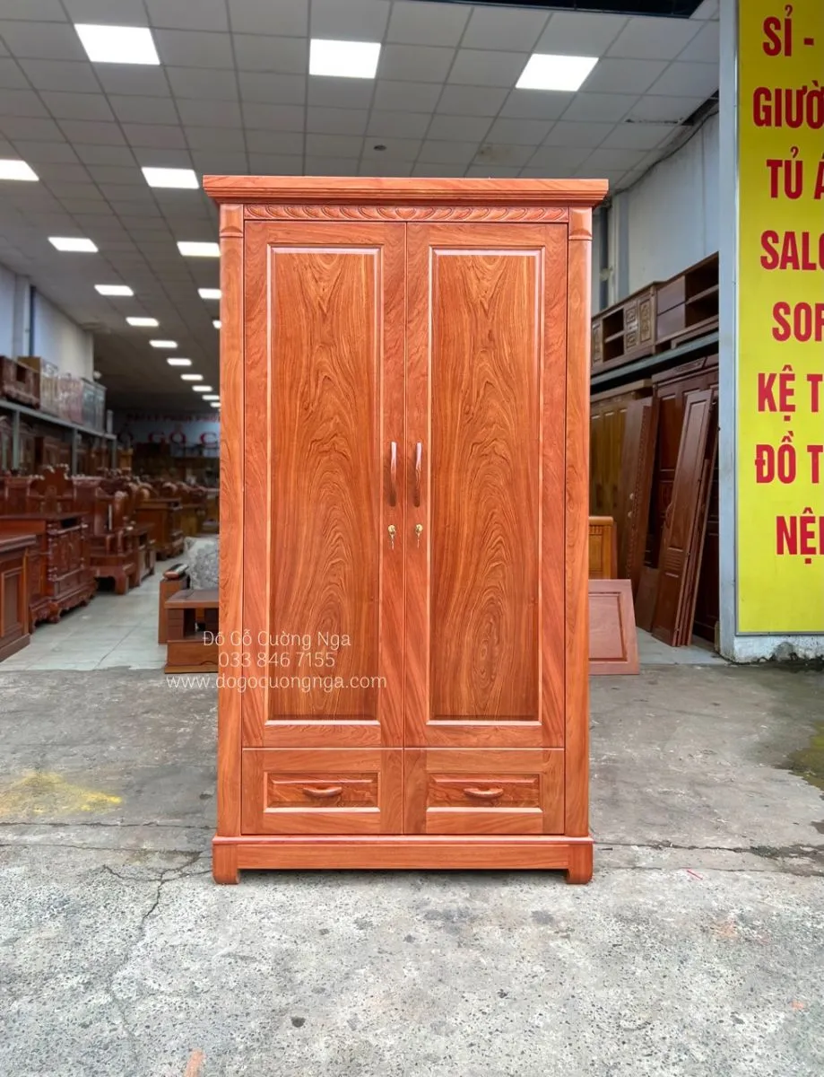 Tủ quần áo gỗ hương đá 2 cánh trơn, thể hiện vẻ đẹp mộc mạc của vật liệu