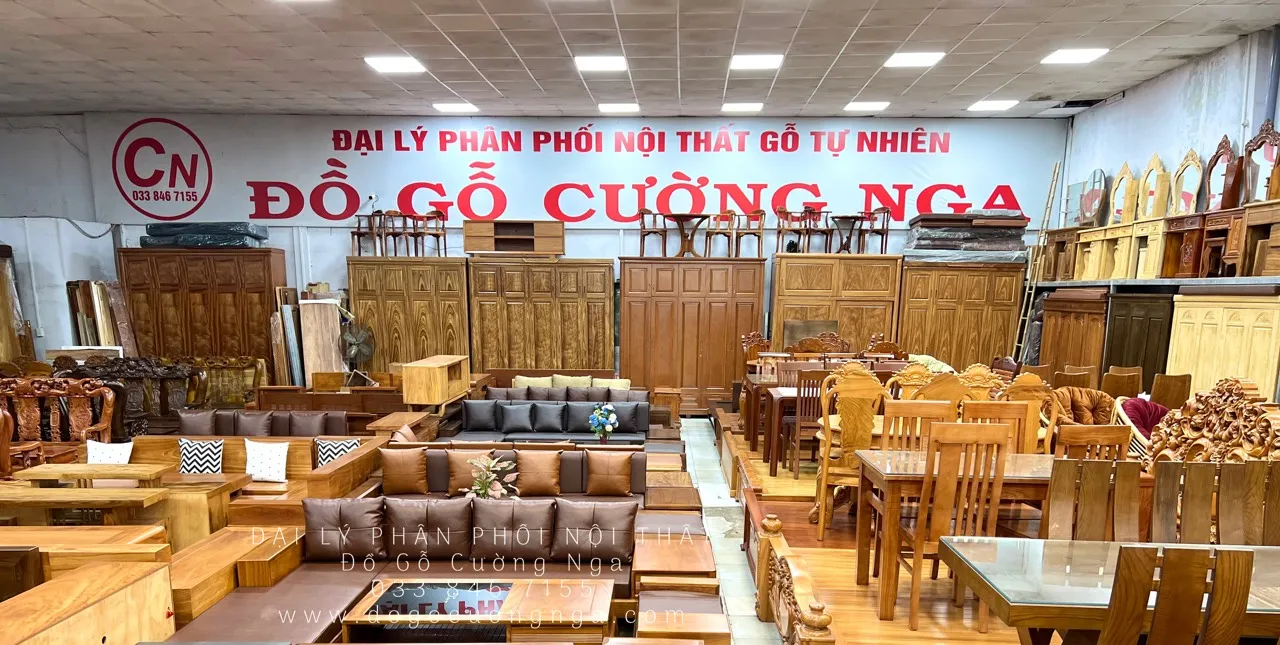 Hệ thống showroom nội thất gỗ tự nhiên chất lượng cao