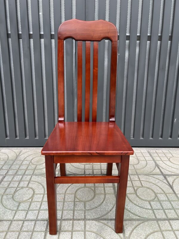 7 Lợi Ích Vàng Khi Chọn Ghế Làm Việc Gỗ Tự Nhiên Cao Cấp