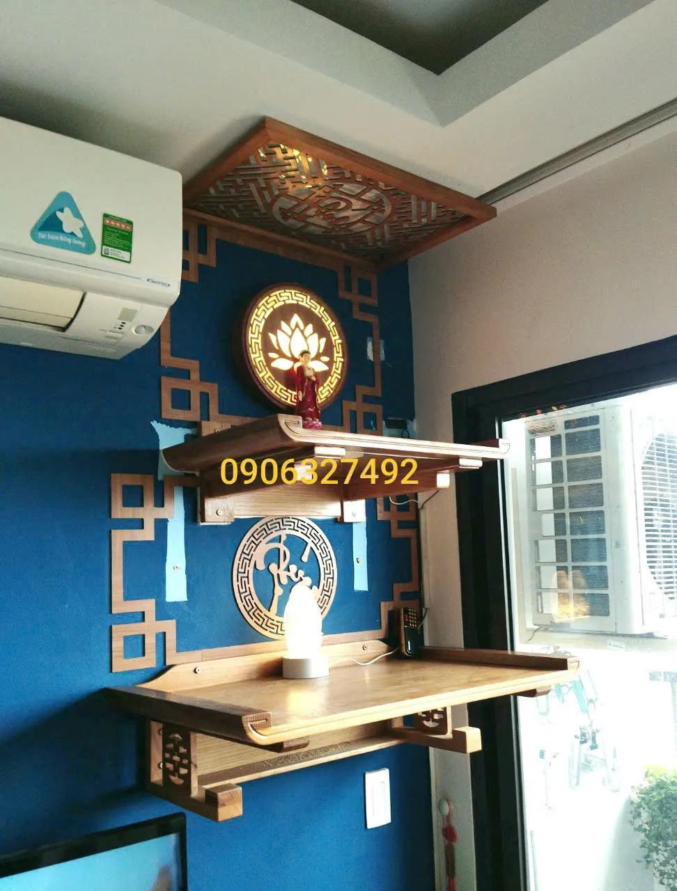 Bàn thờ treo tường 2 tầng kiểu dáng mới nhất tại TPHCM